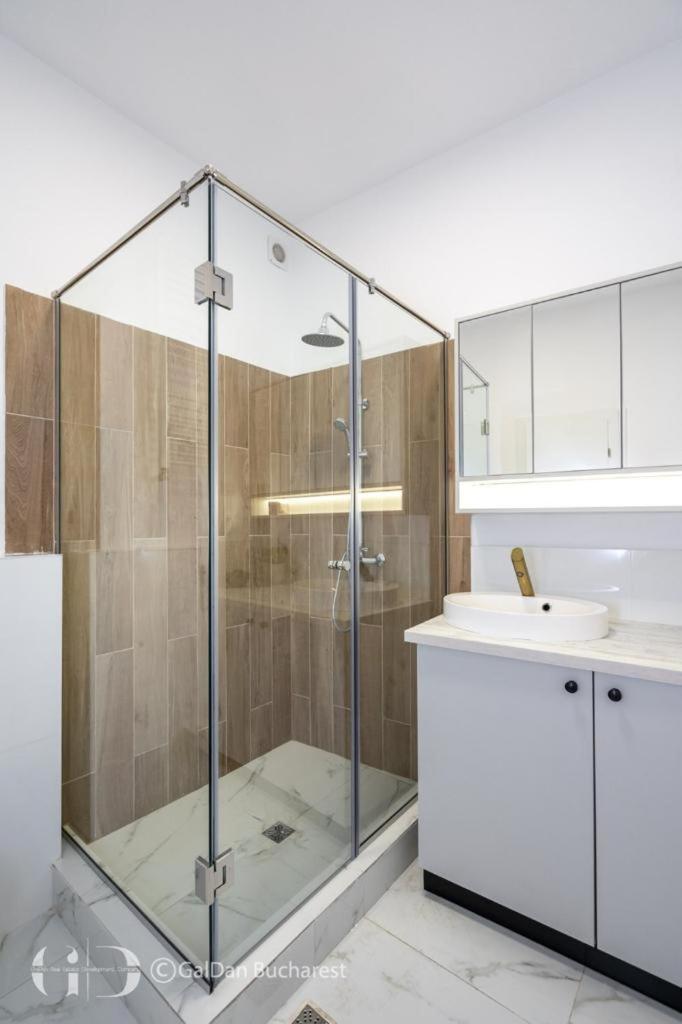 The Loft Luxury Apartments-Near The Park In The City Center 부쿠레슈티 외부 사진
