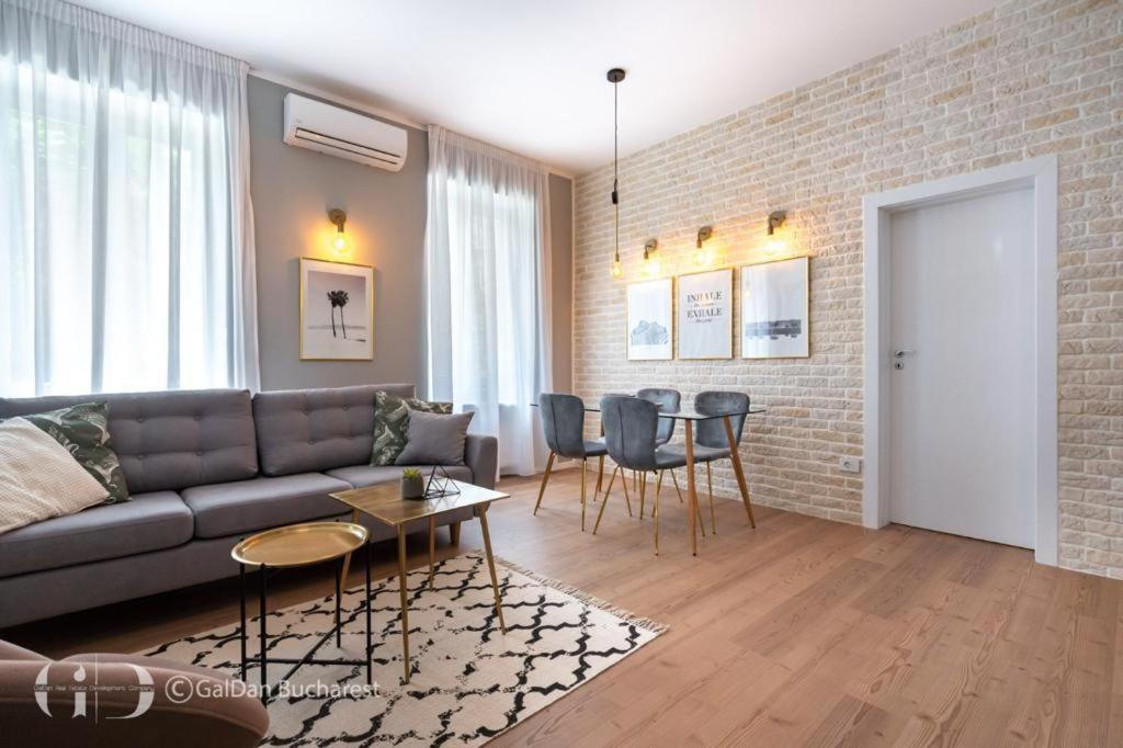 The Loft Luxury Apartments-Near The Park In The City Center 부쿠레슈티 외부 사진